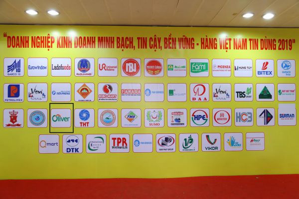  “Doanh nghiệp kinh doanh minh bạch, tin cậy, bền vững – Hàng Việt Nam tin dùng năm 2019” và dấu hiệu “Hàng Việt Nam tin dùng” 